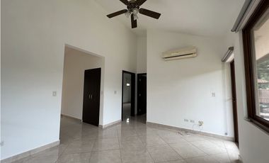 Venta de Casa en Clayton - Ph Senderos
