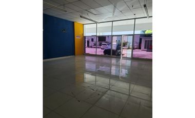 Local Comercial Condado del rey 100 m2