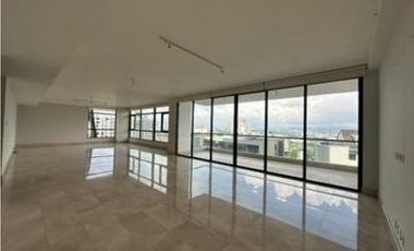 VENTA DE APARTAMENTO EN SANTA MARIA - PH ALBATROSS - 381 M2