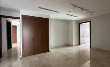 VENTA DE APARTAMENTO EN SANTA MARIA - PH ALBATROSS - 381 M2