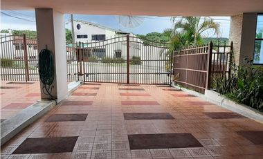VENTA DE CASA DE  285.40 M2 - PH LE MANSION - BETHANIA