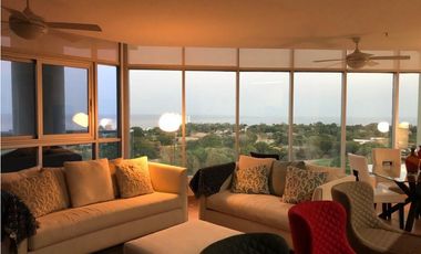 VENTA DE APARTAMENTO EN PLAYA CORONADO