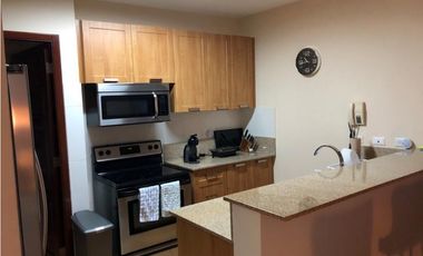 VENTA DE APARTAMENTO EN PLAYA CORONADO