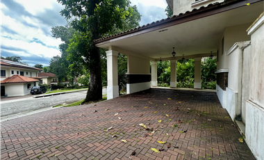 Se Vende Casa en Los Senderos de Camino de Cruces