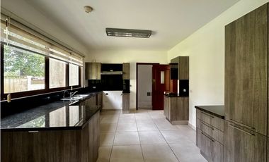 Se Vende Casa en Los Senderos de Camino de Cruces