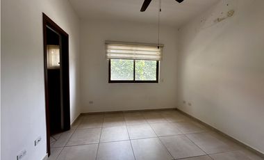 Se Vende Casa en Los Senderos de Camino de Cruces