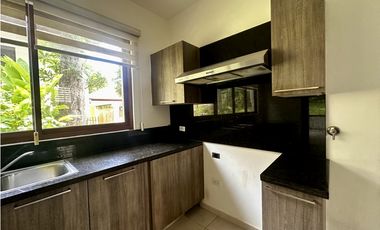 Se Vende Casa en Los Senderos de Camino de Cruces