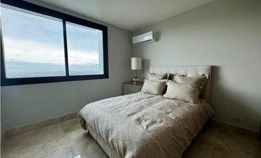 Se vende apartamento en Santa Maria PH Colonial