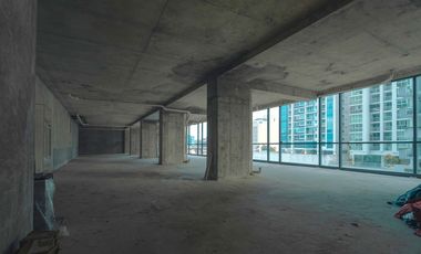 Venta de oficina en gris  dentro del Ph Nuovo, Bellavista