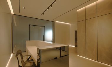Venta de oficina en gris  dentro del Ph Nuovo, Bellavista