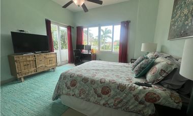 Apartamento en Venta en PH Punta Barco Village