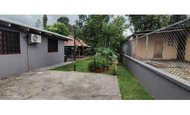 VENDO HERMOSA CASA EN ALTOS DE VACAMONTE