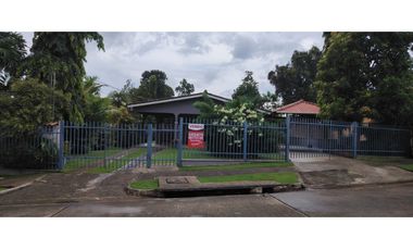 VENDO HERMOSA CASA EN ALTOS DE VACAMONTE