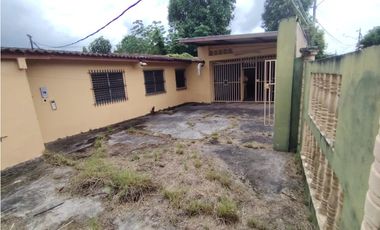 vendo enorme casa ALTOS DE VACAMONTE