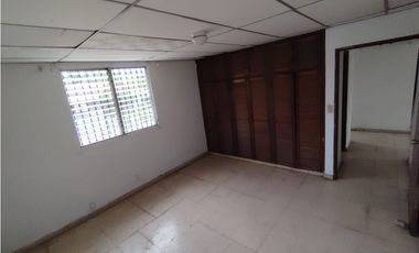 vendo enorme casa ALTOS DE VACAMONTE