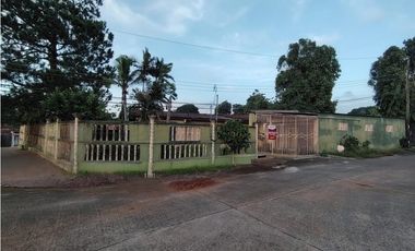 vendo enorme casa ALTOS DE VACAMONTE