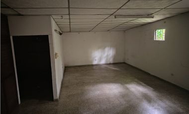 vendo enorme casa ALTOS DE VACAMONTE