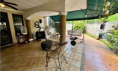 Venta de casa en Condado del Rey, Altos de Panamá