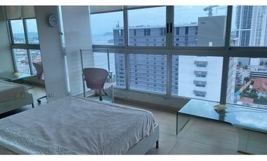 Venta de apartamento en Av. Balboa