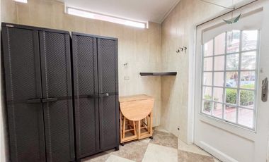 Venta de Casa con Piscina y Jardín en Costa Sur, Panamá