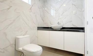 Oportunidad de venta de departamento impecable, nunca habitado en Mayorazgo chico.