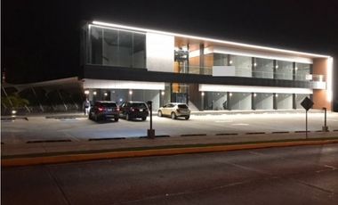 Local en alquiler en Santa Elena Strip (ID 10624)