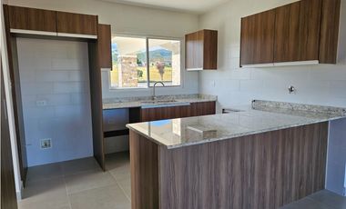 Se Vende Casa Campestre en Alto Boquete, Chiriquí