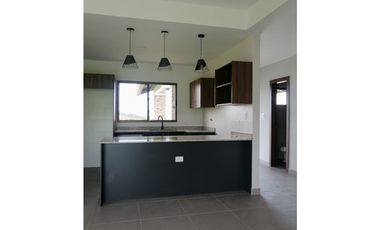 Se Vende Casa Campestre en Alto Boquete, Chiriquí
