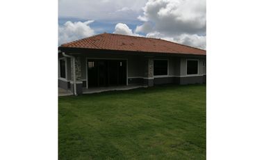 Se Vende Casa Campestre en Alto Boquete, Chiriquí