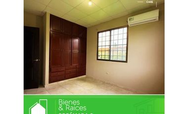 SE ALQUILA CASA EN PRADERAS DE MONTE VERDE CODIGO C446