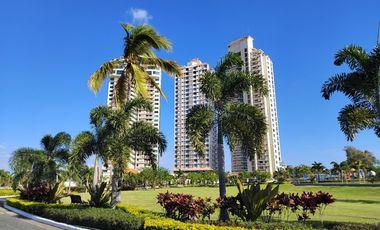 Venta de apartamento amoblado, frente al Mar, Coronado