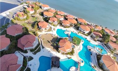 Venta de apartamento amoblado, frente al Mar, Coronado