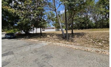 Vendo lote dentro de Coronado Golf & Beach Resort