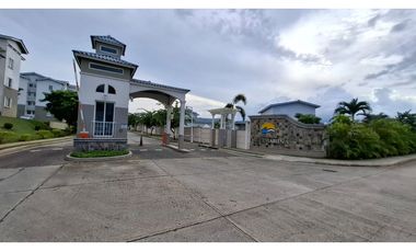 Venta de Apartamento en PH Altamarina, Playa Dorada