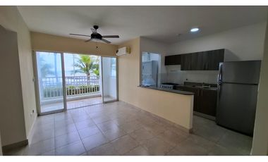 Venta de Apartamento en PH Altamarina, Playa Dorada