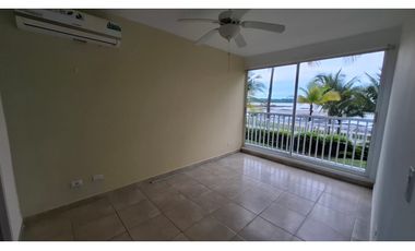 Venta de Apartamento en PH Altamarina, Playa Dorada
