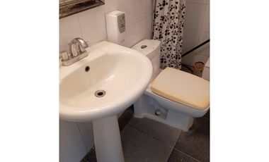 Se alquila local en Plaza comercial / San Francisco