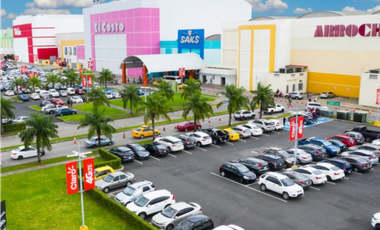 Se Alquila Local en Food Court de Westland Mall