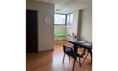 VENTA DE CONSULTORIO MEDICO EN PAITILLA DE 34.79 M2