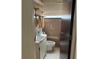 VENTA DE CONSULTORIO MEDICO EN PAITILLA DE 34.79 M2