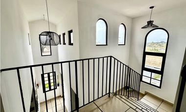 Venta de Casa – Vista Mar, San Carlos