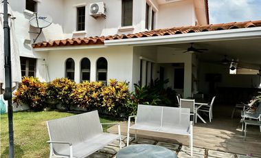 Venta de Casa – Vista Mar, San Carlos