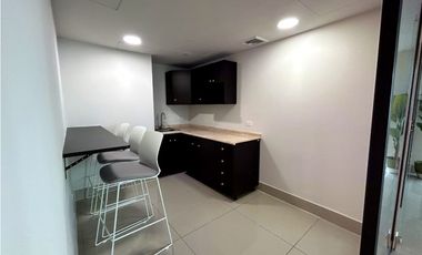 ALQUILER DE OFICINA AMOBLADA EN FINANCIAL PARK COSTA DEL ESTE