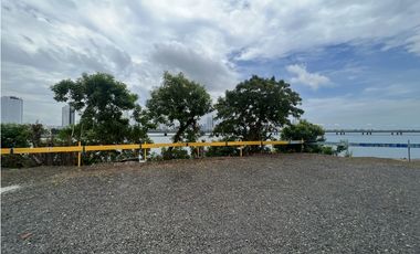 Terreno en Venta Frente al Mar en Casco Antiguo