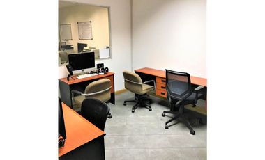 Oficina en Bay Mall Plaza, Avenida Balboa (11806)