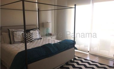 Casa dúplex en alquiler en San Carlos. Panamá Oeste. 25-4760.