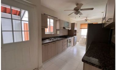 VENTA DE CASA EN VERSALLES LYON , PH QUINTAS DE VERSALLES
