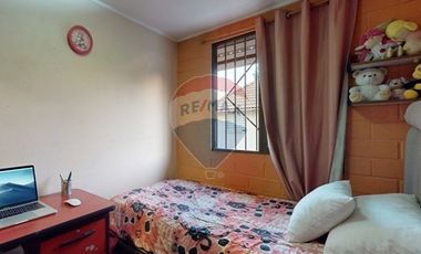 ¡CASA ESQUINA! LA MEJOR OFERTA Y UBICACIÓN DE ZONA