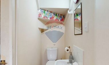 ¡CASA ESQUINA! LA MEJOR OFERTA Y UBICACIÓN DE ZONA