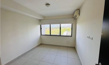 Se Alquila Apartamento en Woodlands, P.H. Midrise, Panamá Pacifico